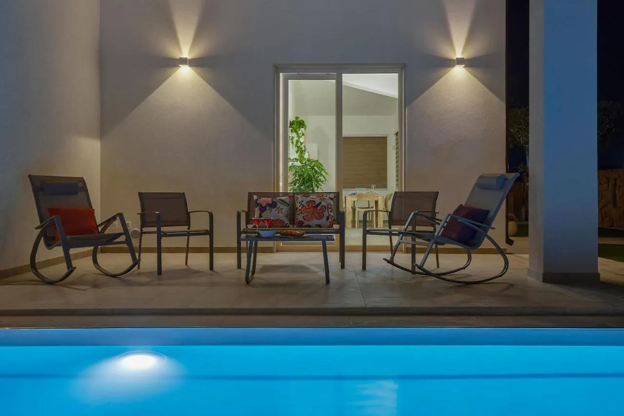 Villa Shamsi - Heated Pool And Beach At 70Mt Ispica