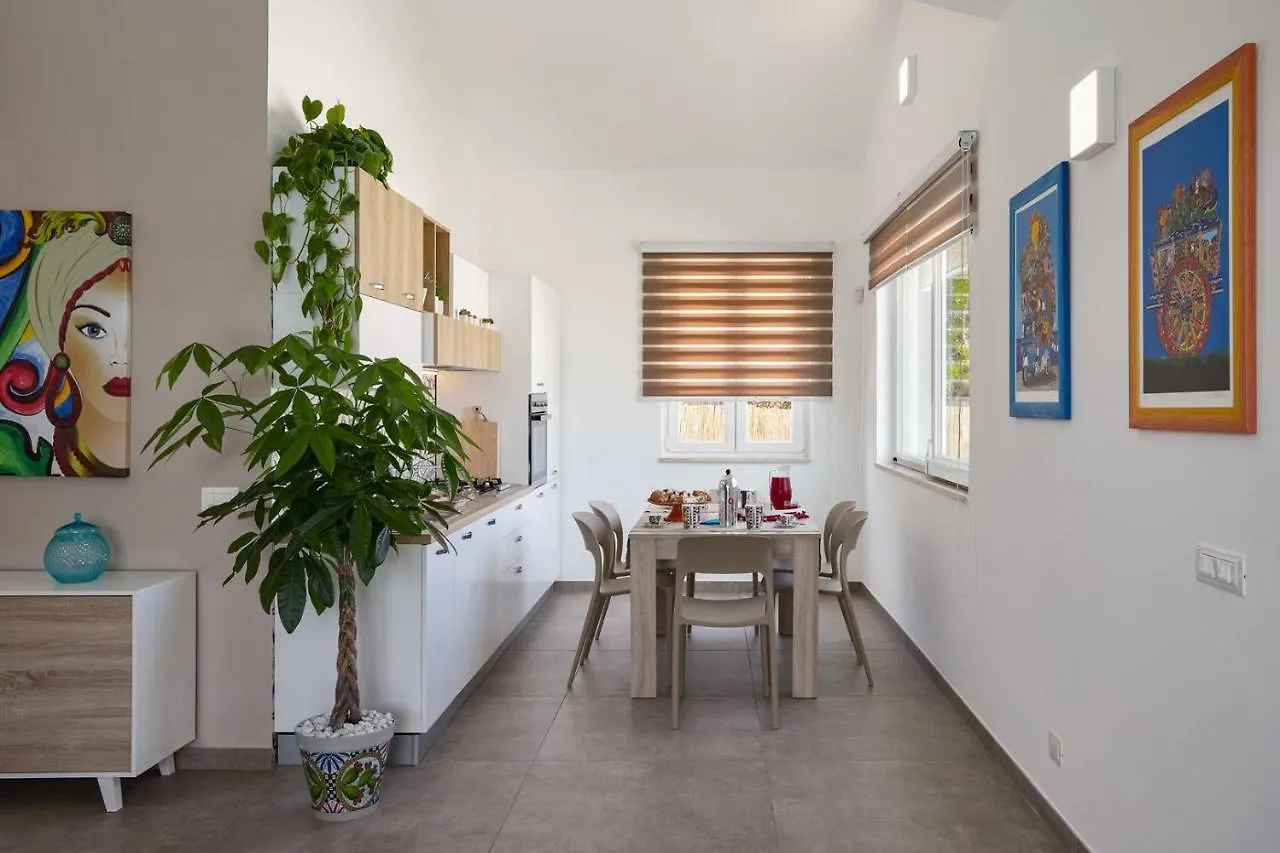 Villa Shamsi - Heated Pool And Beach At 70Mt Ispica Italy